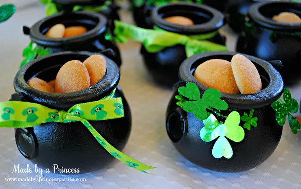 Kids St Patricks Day Party Ideas Nilla Wafers in leprechaun pots
