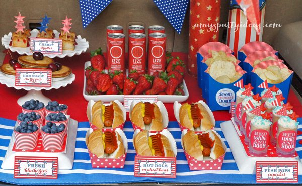 Fun Fireworks Tailgate ~ perfect way to celebrate your 4th of July! | #fourthofjuly #fireworks #tailgate party ideas from #AmysPartyIdeas | #Swoozies