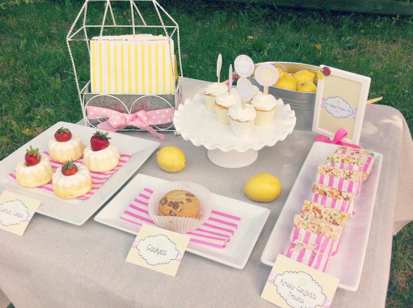 Baked Sweets Table_Lemonade Stand