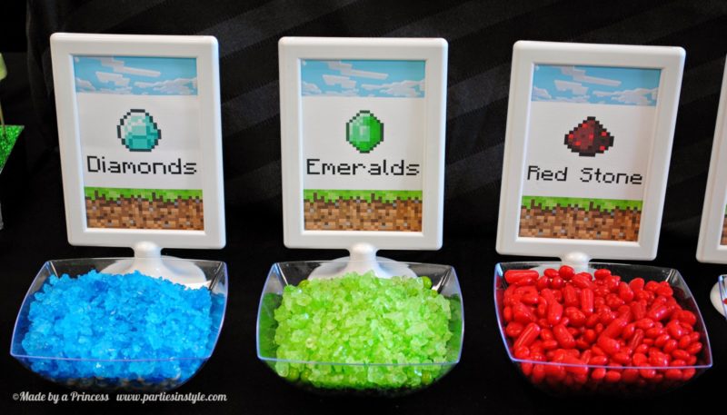 Minecraft birthday decorations for a minecraft themed party