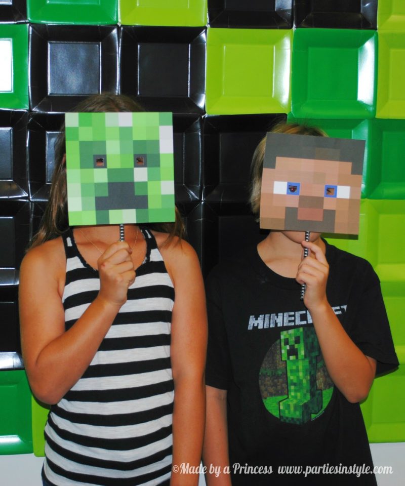 Minecraft birthday decorations for a minecraft themed party