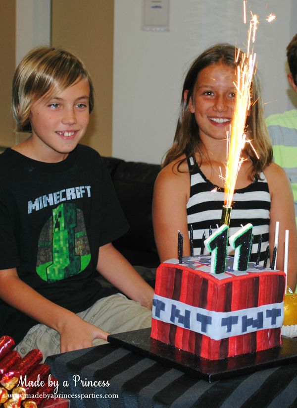 Ultimate Minecraft Birthday Party the kids loved the giant sparkler candle #minecraft #minecraftparty #minecraftbirthday