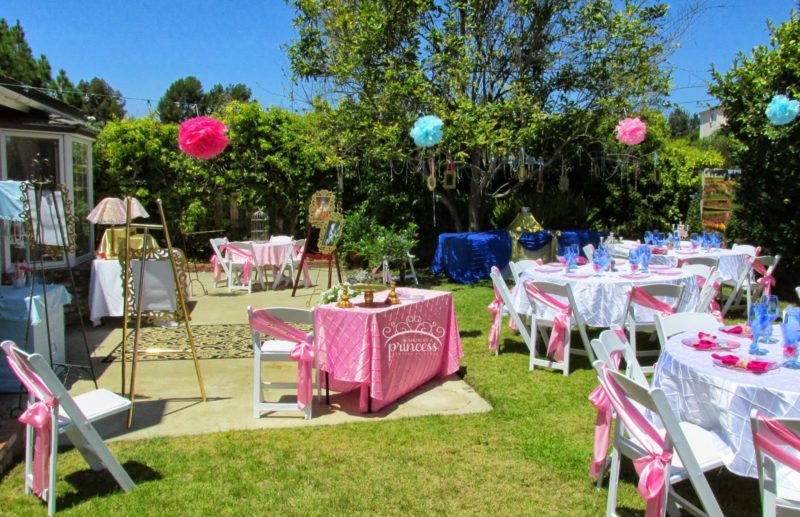 Marie+Antoinette-backyard.jpg