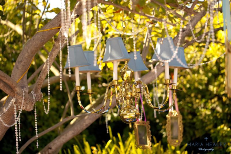 Marie+Antoinette-chandelier.jpg