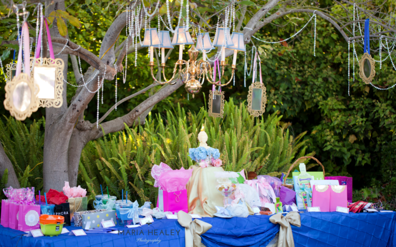 Marie+Antoinette_table2.png