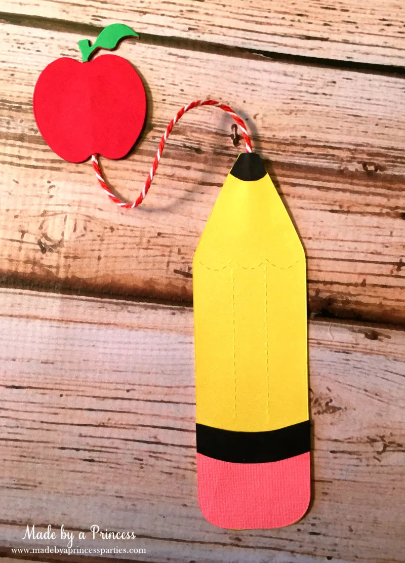 sizzix pencil bookmark