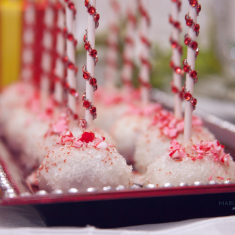 Holiday Peppermint Oreo Truffles