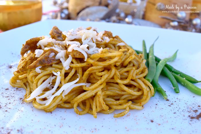 creamy pumpkin chicken pasta plated w green beans