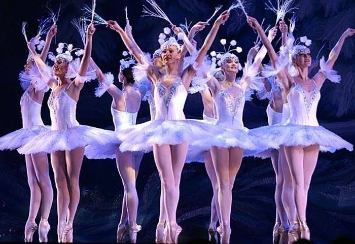 moscow ballet nutcracker snowflakes group