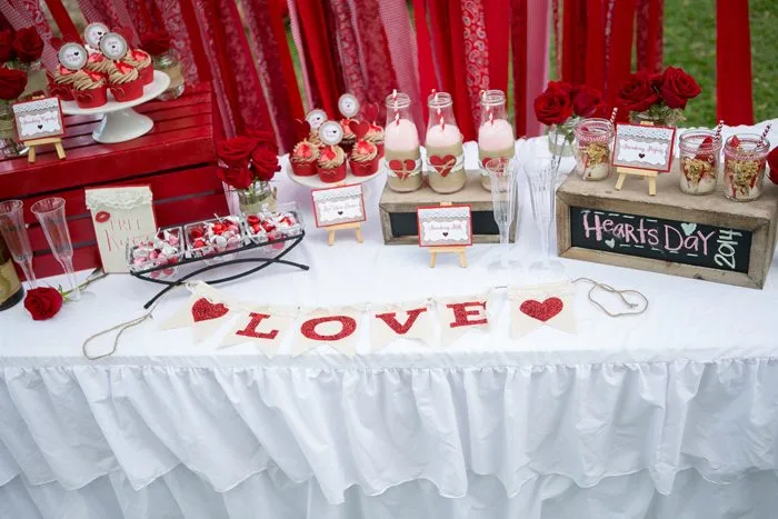 celebrate happy hearts day table