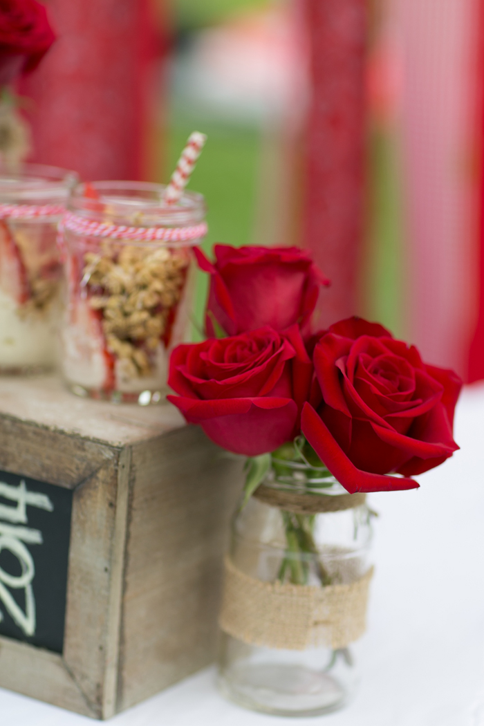 celebrate happy hearts day with red roses