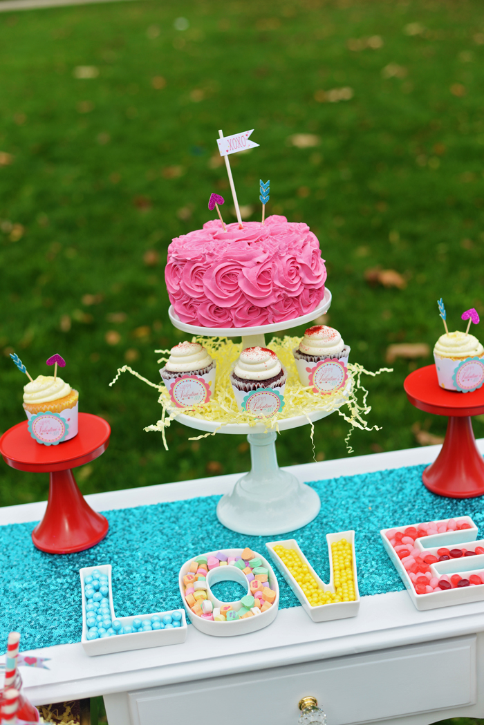 Creative Kids Valentine Party Ideas cake