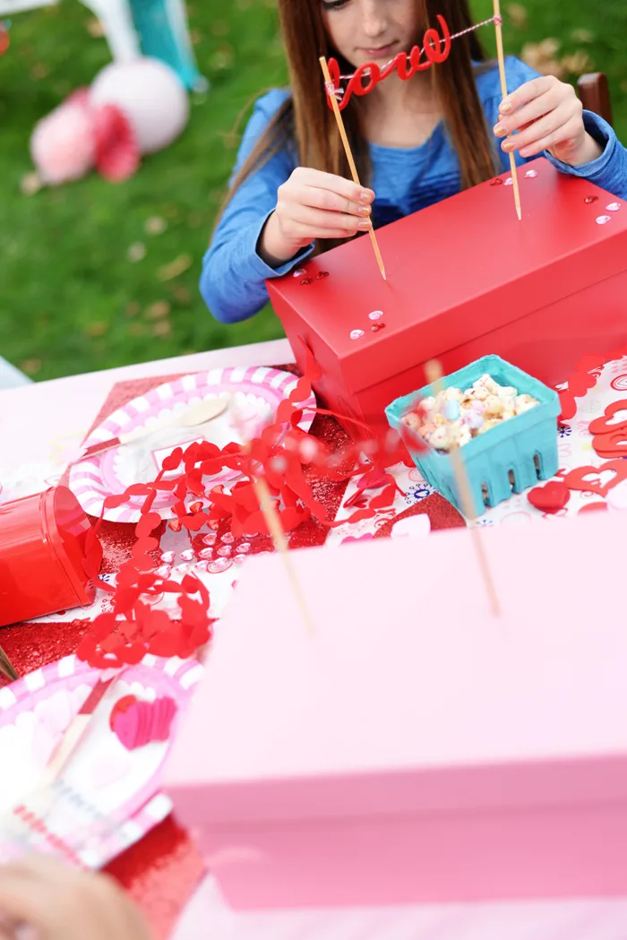 Creative Kids Valentine Party Ideas crafts