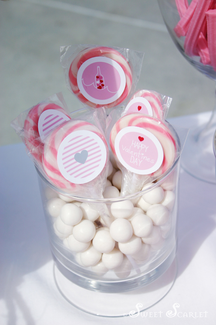 message in a bottle valentines party lollipops with stickers