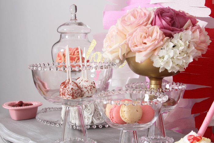 sweethearts treats for two macarons and flowers