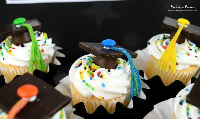 candy graduation cap cupcakes