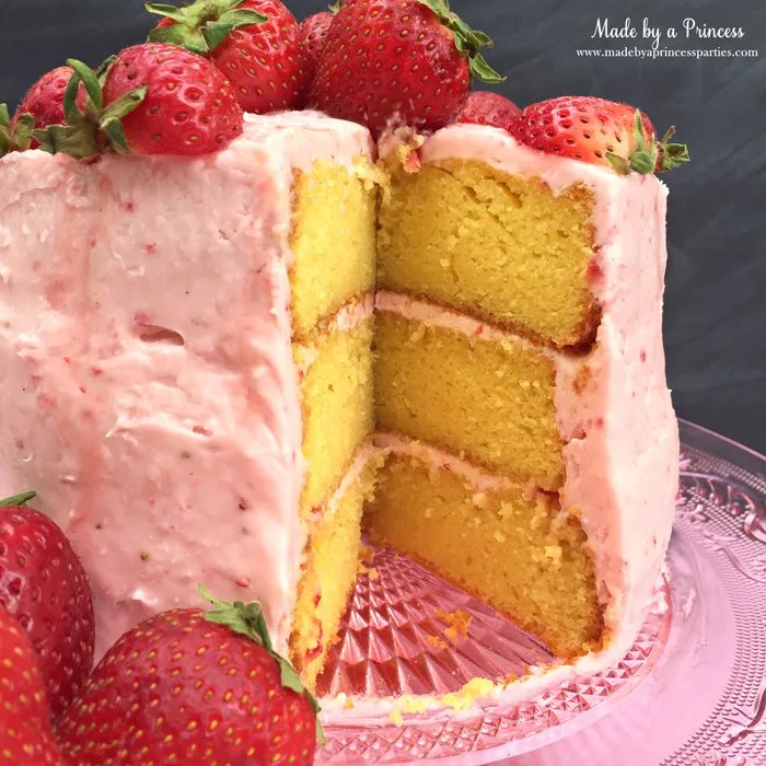 strawberry lemonade cake cream cheese frosting 