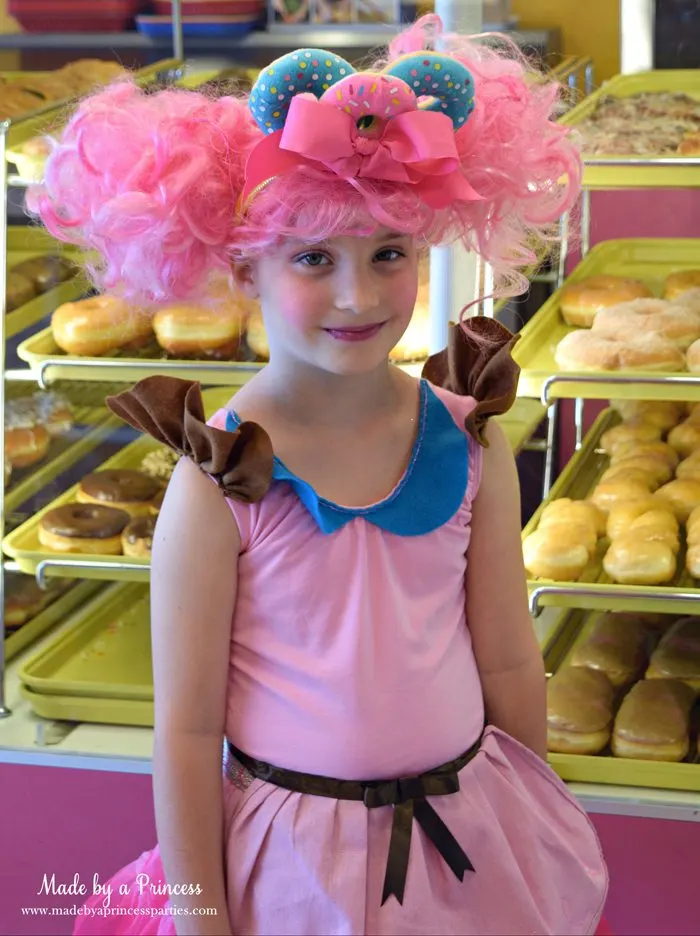 diy-shopkins-shoppie-halloween-costume-donatina-loves-her-donut-shop