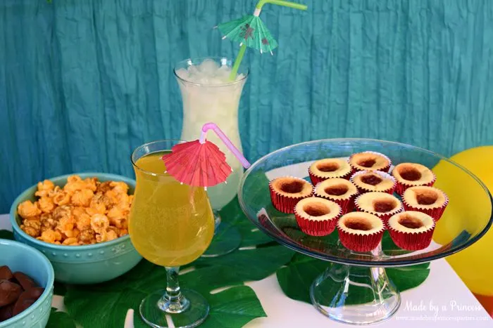 disney-moana-movie-inspired-party-guava-cheesecake-bites-champagne-sparkler