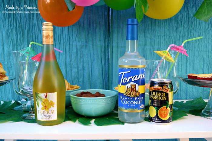 disney-moana-movie-inspired-party-tropical-drink-supplies