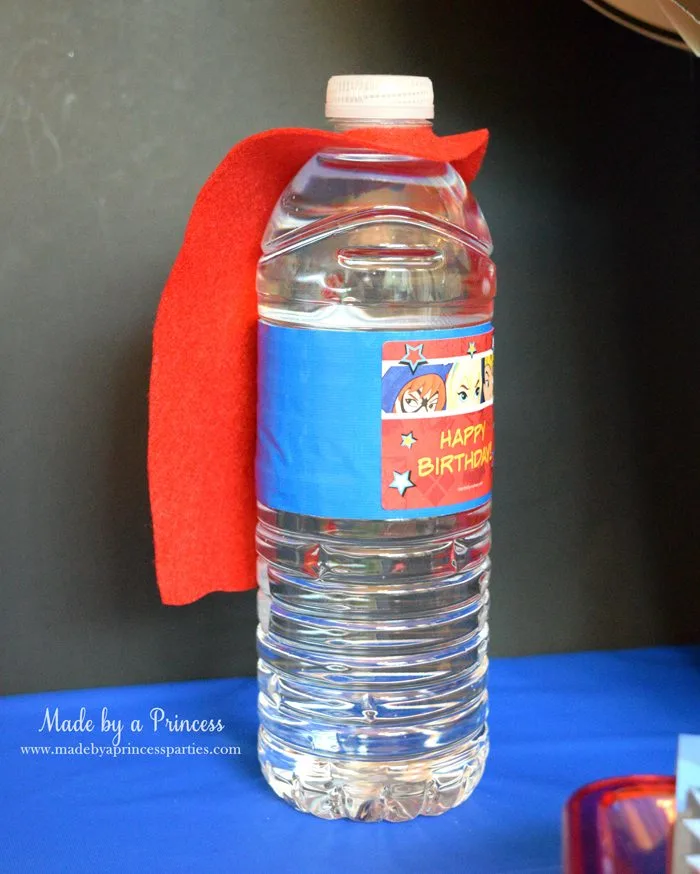 superhero-water-bottle-cape-party-idea-free-printable-use-colored-duct-tape-with-custom-label