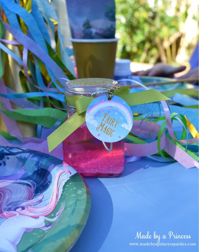 Unicorn Party Ideas Fairy Jar - Made by a Princess #unicorn #unicornparty