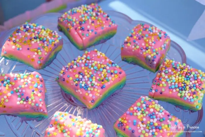 Unicorn Party Ideas Rainbow Fudge - Made by a Princess #unicorn #unicornparty