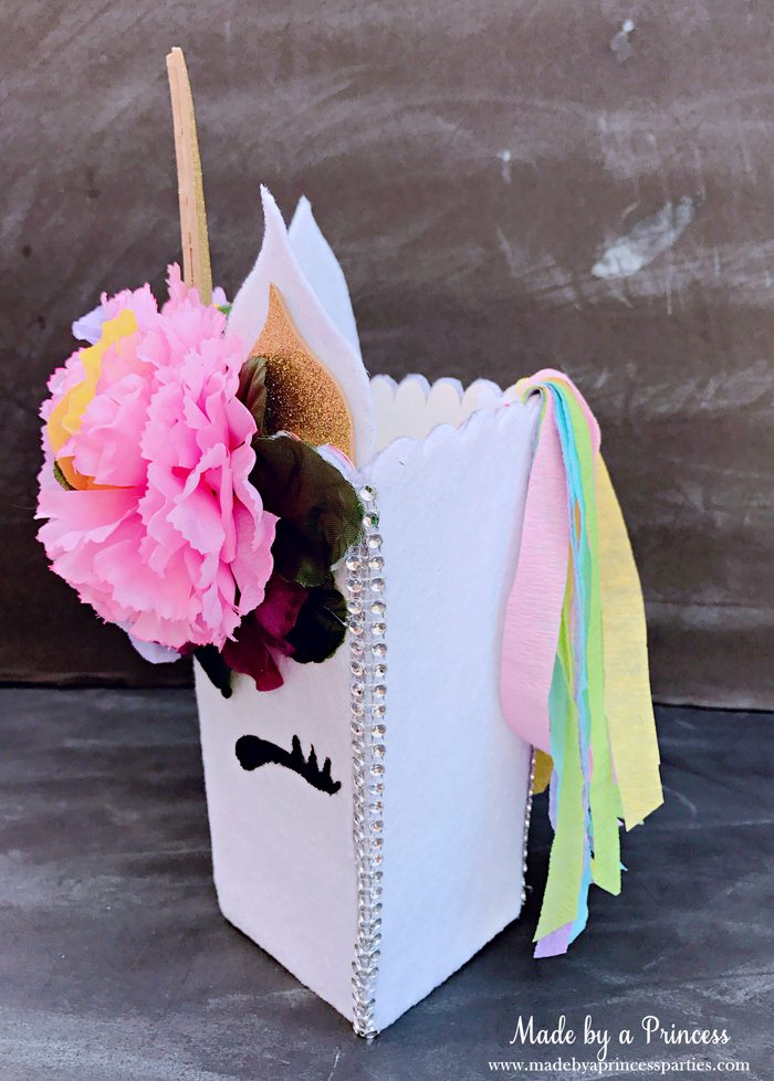 Unicorn Popcorn Box Tutorial add crepe streamers to make a mane @madebyaprincess #popcornboxparty2017