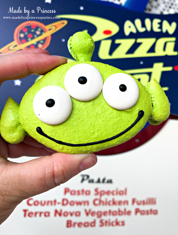 Disneylands Best Pixar Fest Food Checklist Toy Story Alien Macaron #disneylandfood #disneyfood #toystory #pixarfest #madebyaprincess