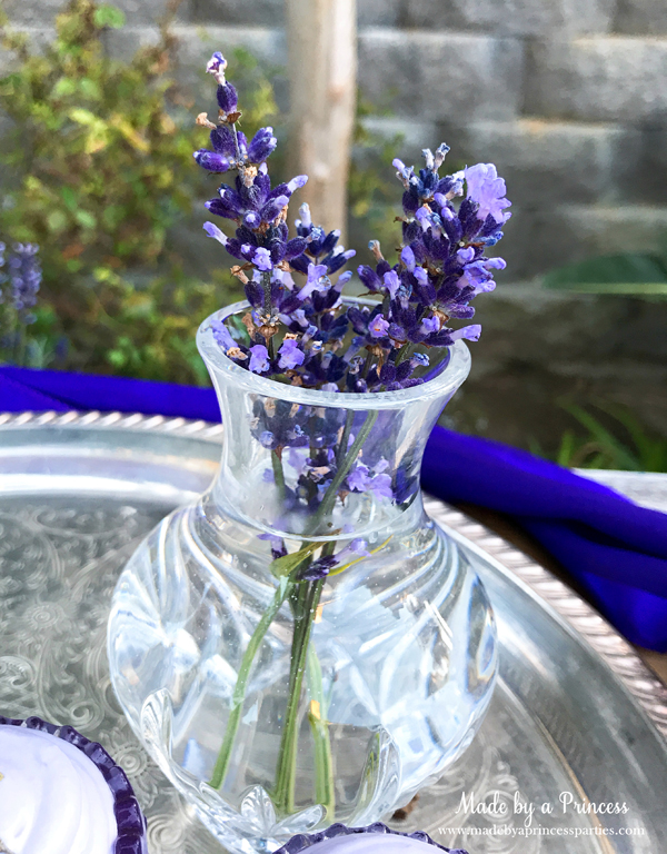 Lavender Elderflower Champagne Cocktail sprigs of lavender in a crystal vase will look so pretty on your table