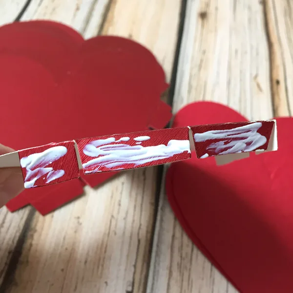 DIY Valentine's Day Countdown Banner with Sizzixheart glue tabs