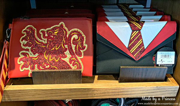 Universal Studios Hollywood Danielle Nicole Gryffindor Handbags