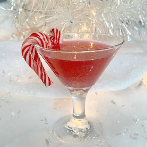 Candy Cane Kiss Cocktail